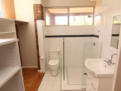 25 The Lakes Way, Forster