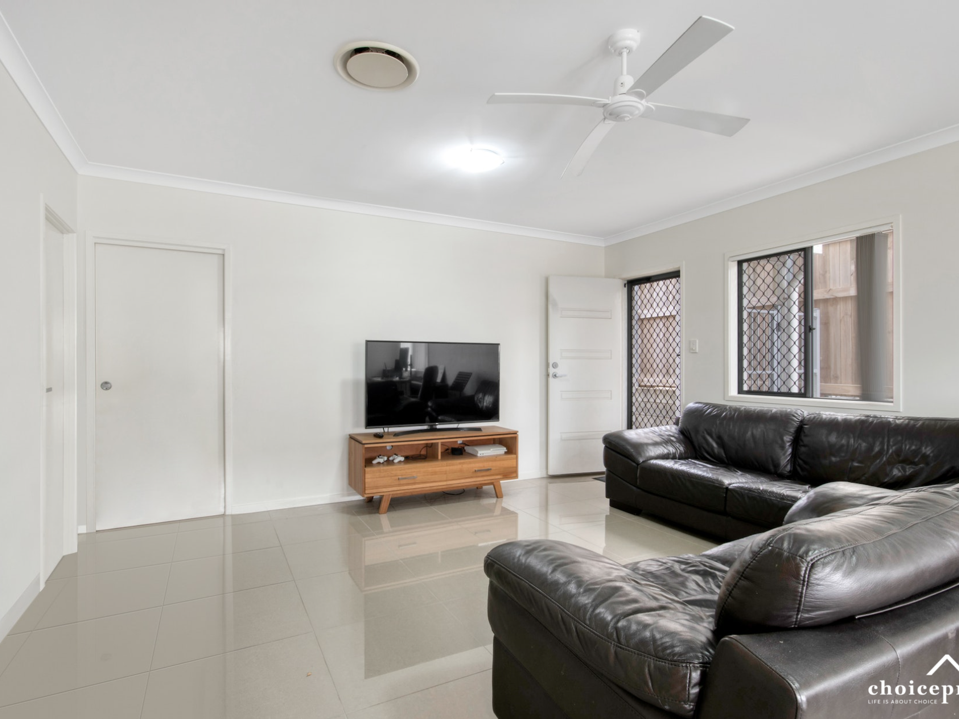 62 / 14 Photinia Crescent, Mountain Creek