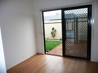 7 / 2-6 Kelly Street, Werribee