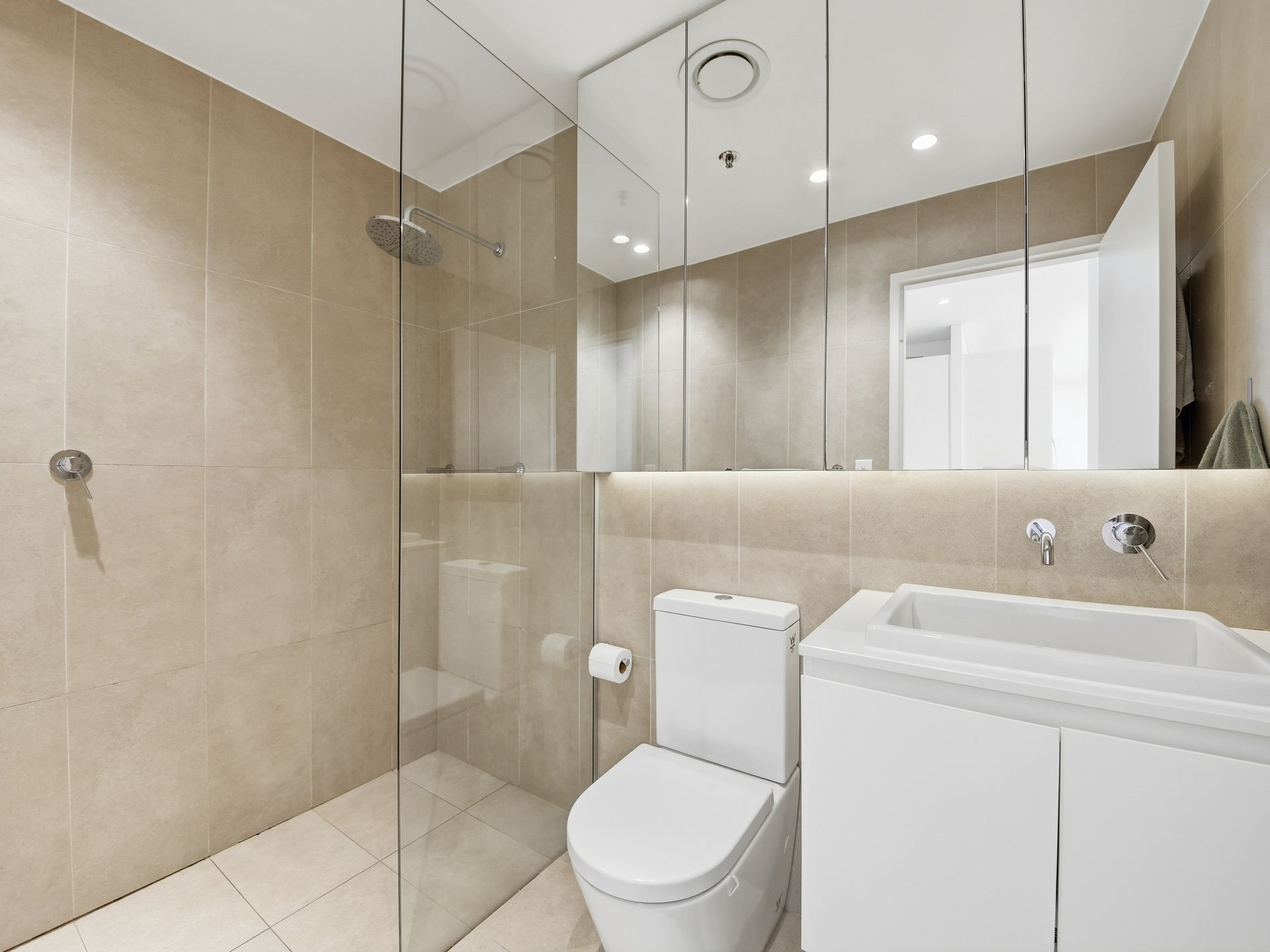 E905 / 26 Shepherd Street, Liverpool