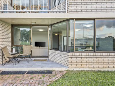 2 / 92-94 Scenic Highway, Lammermoor
