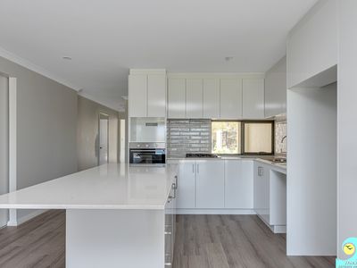 3 / 6 Merion Court, Yanchep