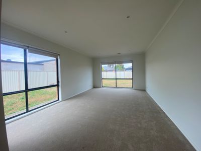 6 Braid Court, Truganina