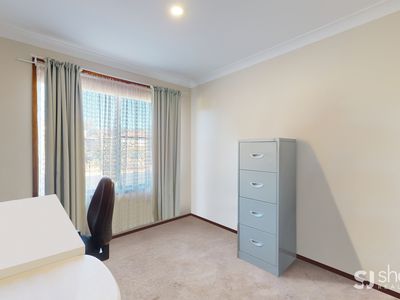 11 Bass Place, Dubbo