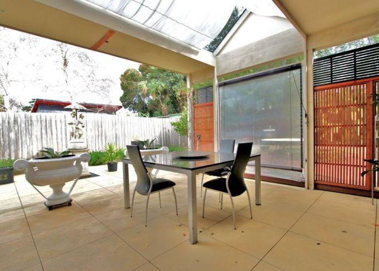53 Ormond Road, Clayton