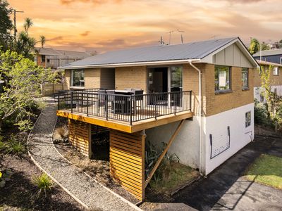 9 Bell Crescent, Concord