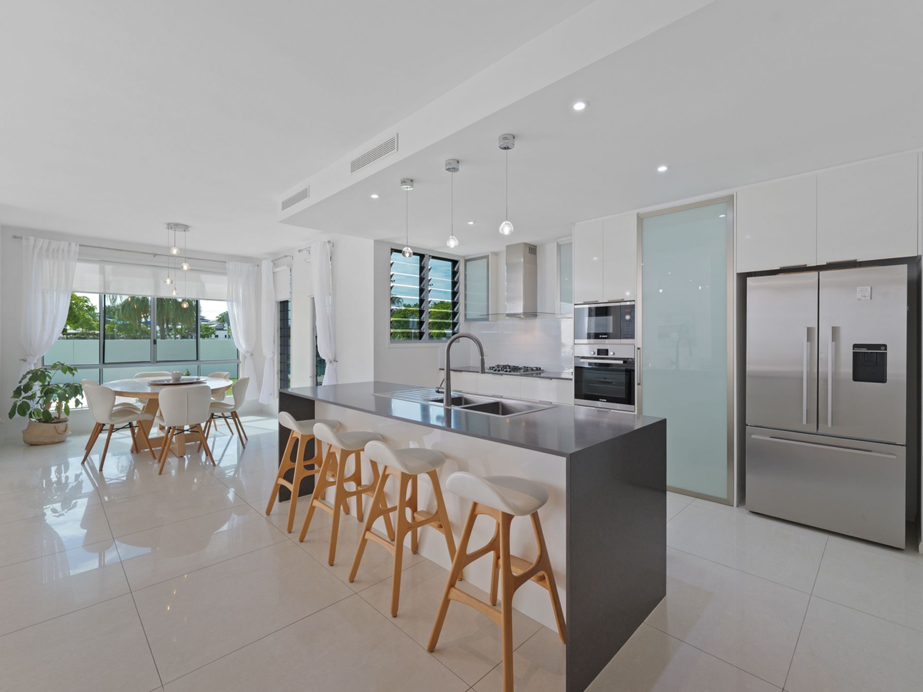 38 TARAWA STREET, Kawana Island