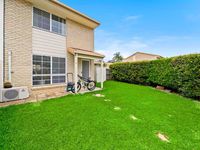 1 / 15 Magellan Road, Springwood