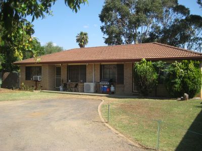 1 & 2  / 22 Timberi Drive, Dubbo
