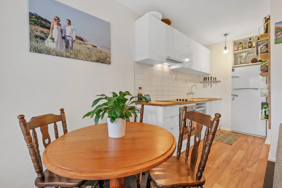 2 / 21 Hobart Road, Murrumbeena