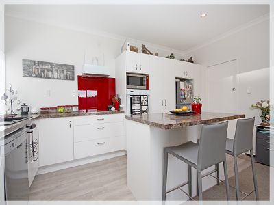 24 Thomas Place, Foxton Beach