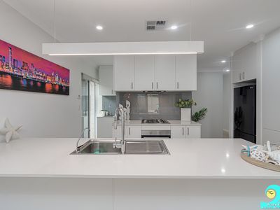 5 Chrysler Approach, Yanchep