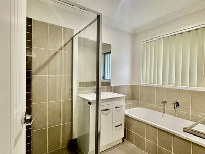 1 / 22 Berry Street, Caboolture South