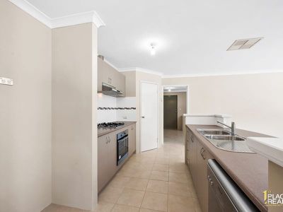8 Eaton Way, Baldivis
