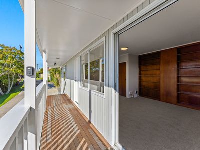 2/63 Ocean View Road, Hillcrest