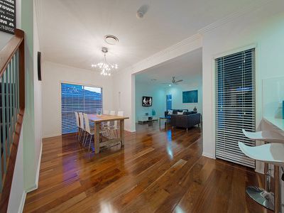 24 Feathertail Pl, Wakerley