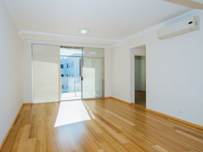 13 / 153 Kensington Street, East Perth