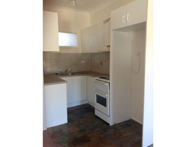 4 / 19 Ocean Street, Windang