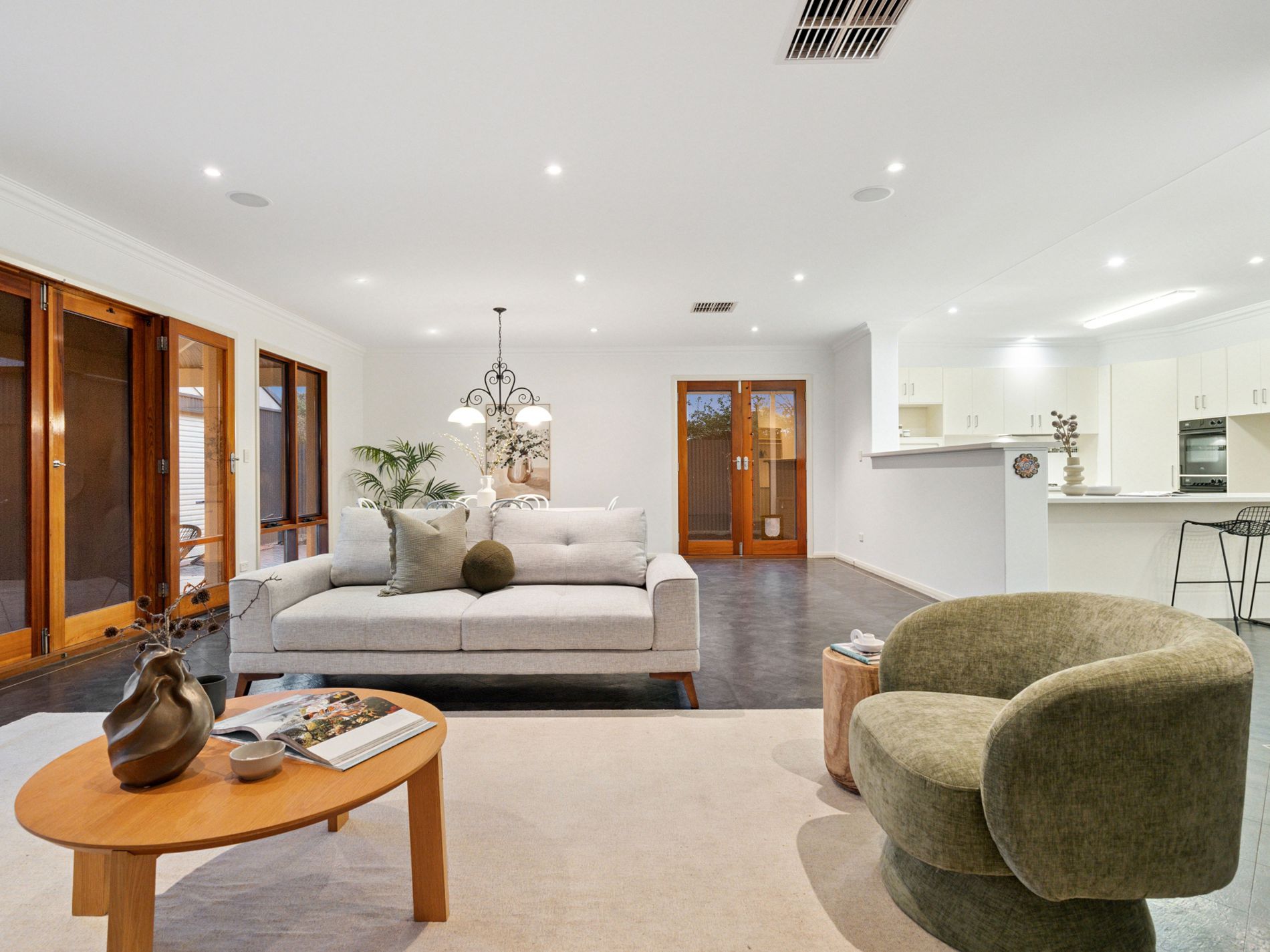 49 Stuart Road, South Plympton