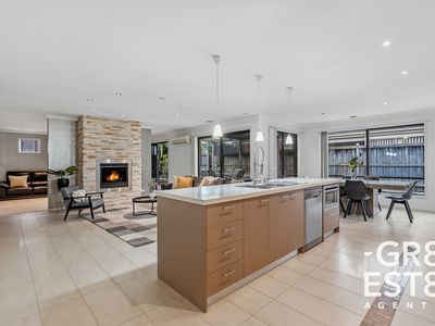 24 Von Nida Drive, Cranbourne North