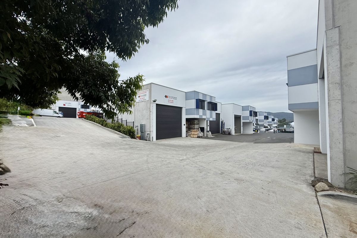 10 / 7 Waynote Place, Unanderra