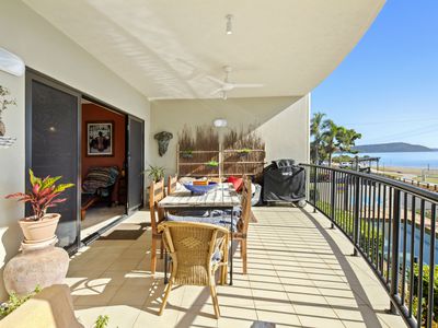 5 / 36 Coral Esplanade, Cannonvale