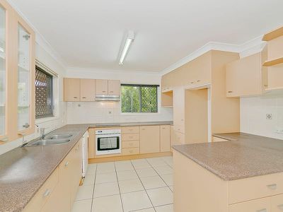 6 Durama Street, Rochedale South