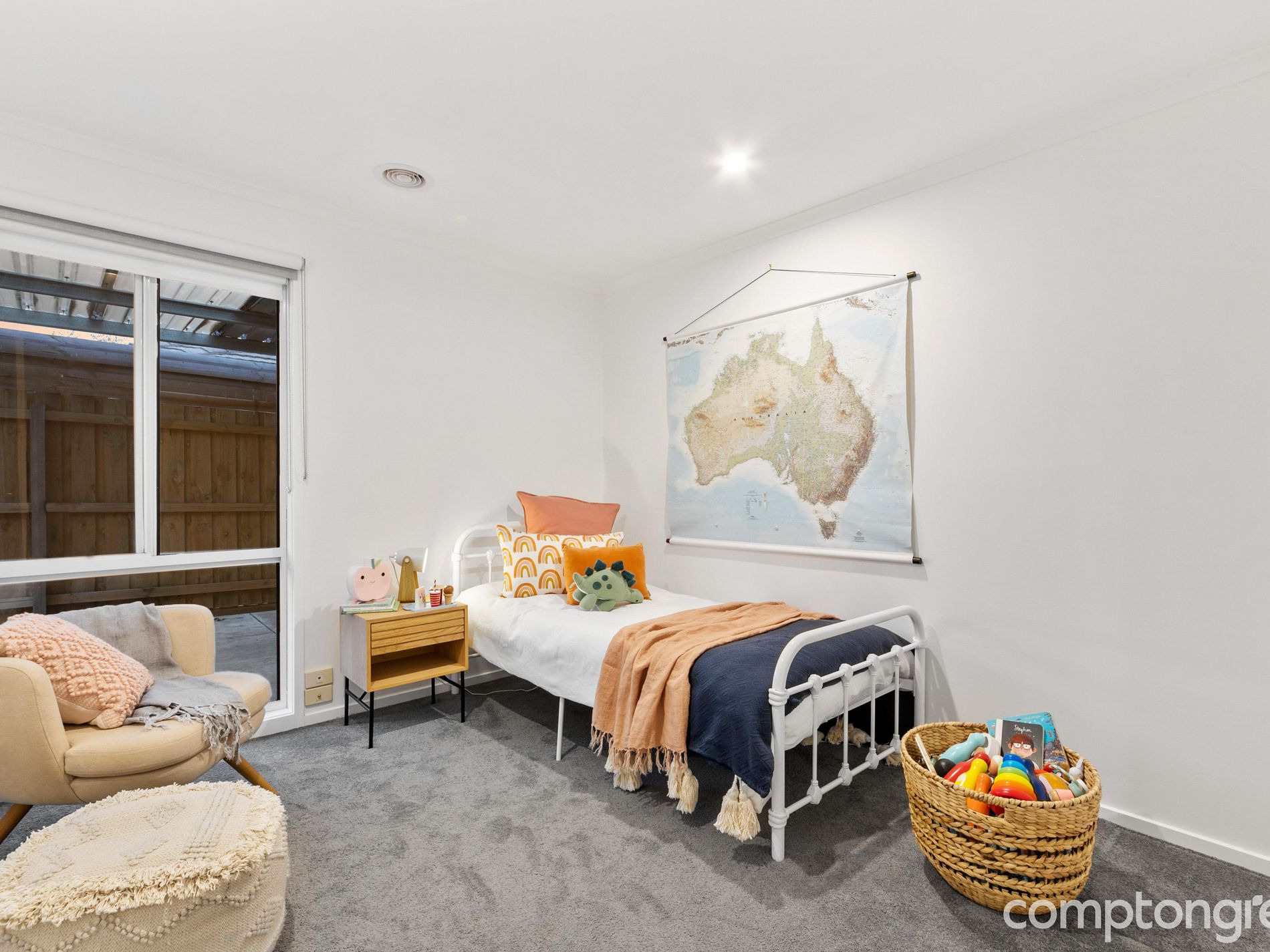 2 / 143 Mitchell Street, Maidstone