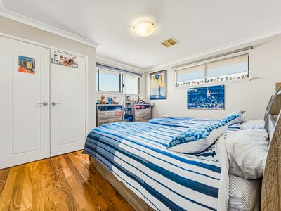 7 Turtles Bend, Secret Harbour
