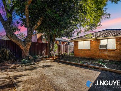 2 / 39 Emery Avenue, Yagoona