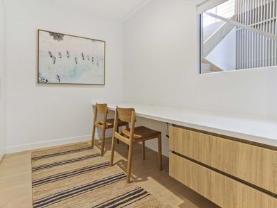 2102 / 13 Lakeview Rise, Noosa Heads