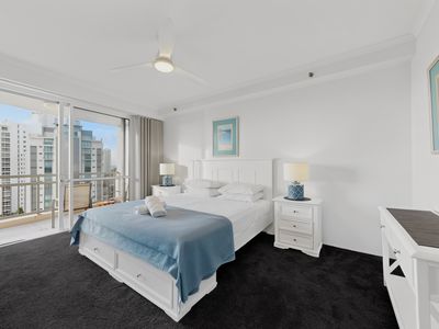 70 / 29-39 Woodroffe Ave, Main Beach