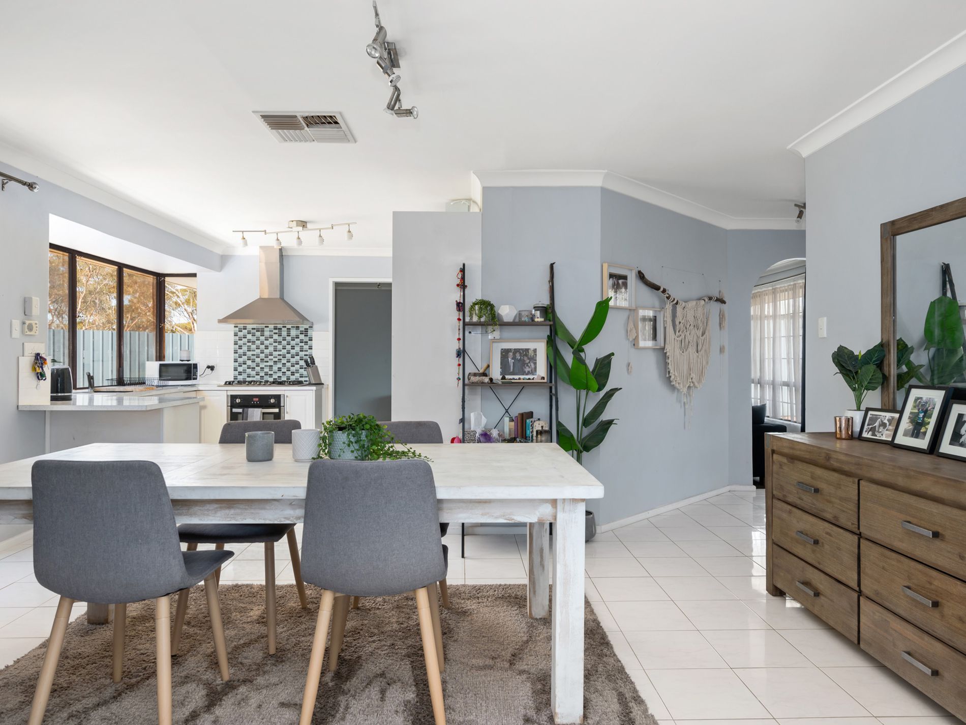 4 St John Grove, Hannans