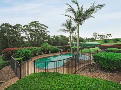 20 Toby Place, Razorback