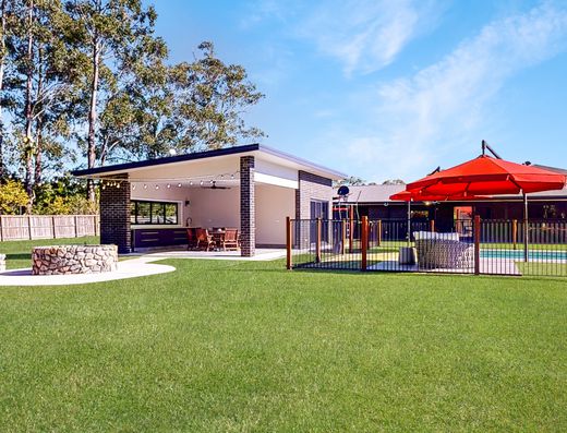 This is the life...Exceptional Cooroibah Home image 29