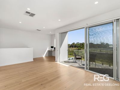 15 Swain Walk, St Leonards