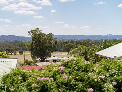 8 NEWMAN CRESCENT, Wodonga