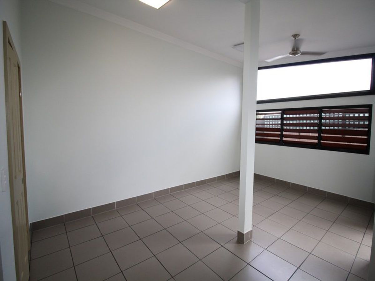 2 / 4 Grau Street, Atherton