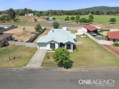 10 Green Crescent, Quirindi