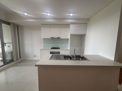 603 / 52 Arncliffe Street, Wolli Creek