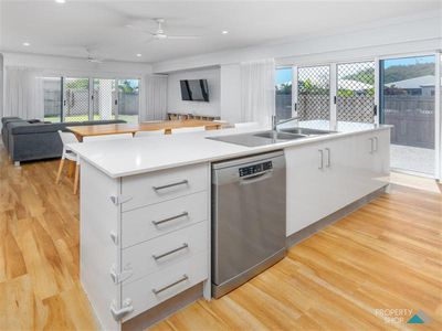 3 Bulleringa Loop, Mount Peter
