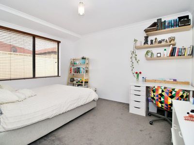 17 Wibberley Loop , Baldivis