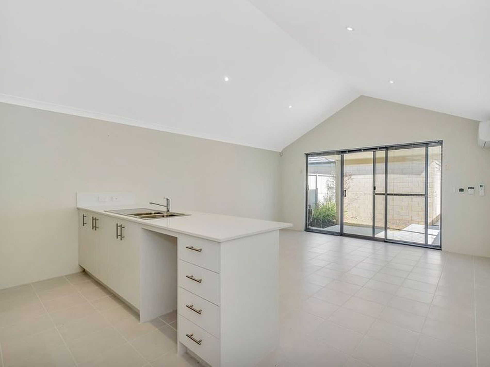 16 Shy Lane, Alkimos