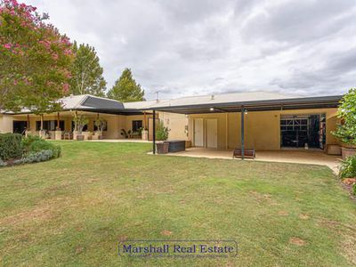 2 James Spiers Drive, Wanneroo