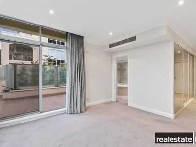 33 / 20 Royal Street, East Perth