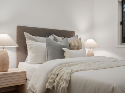 64 Lunar Circuit, Spring Mountain