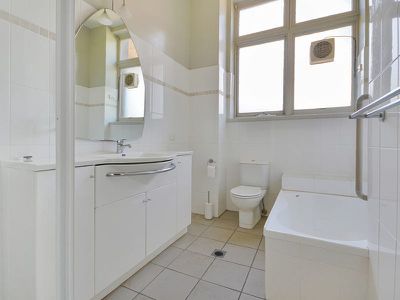 2 / 49 Telford Street, Newcastle East