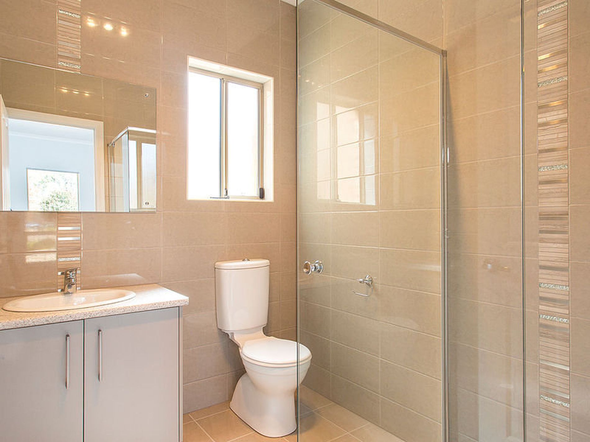 3 Robert Street, Ascot Park