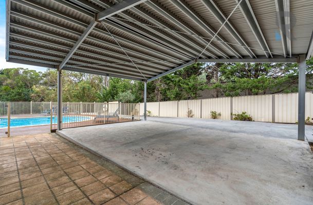 22 Palamino Valley Court, Greenvale