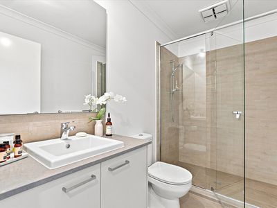 2A UPTON STREET, Altona